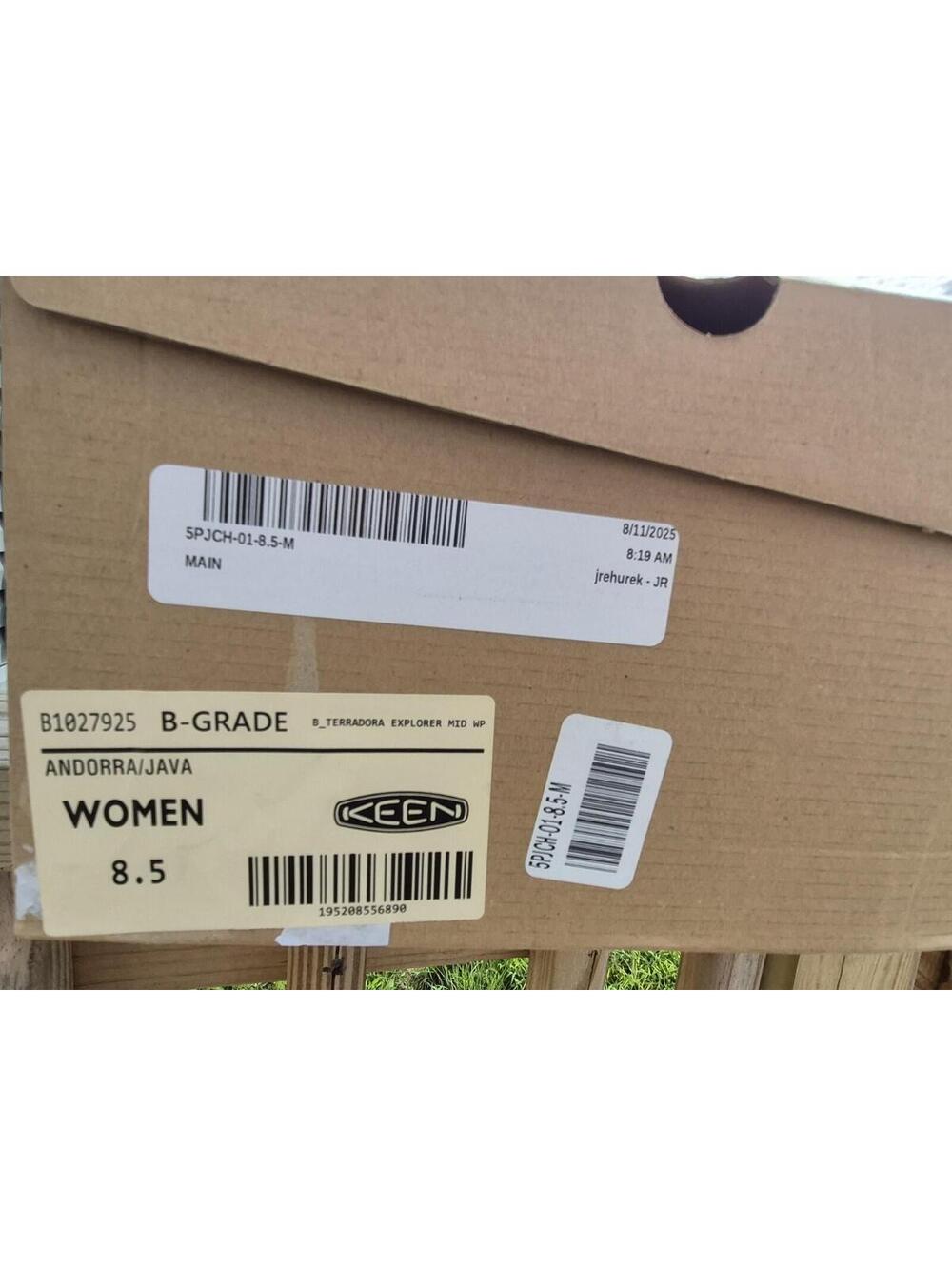 Keen Women's Terradora Explorer Mid Waterproof Sz 8.5 - $190 MSRP - Open Box "B" - Picture 8 of 8